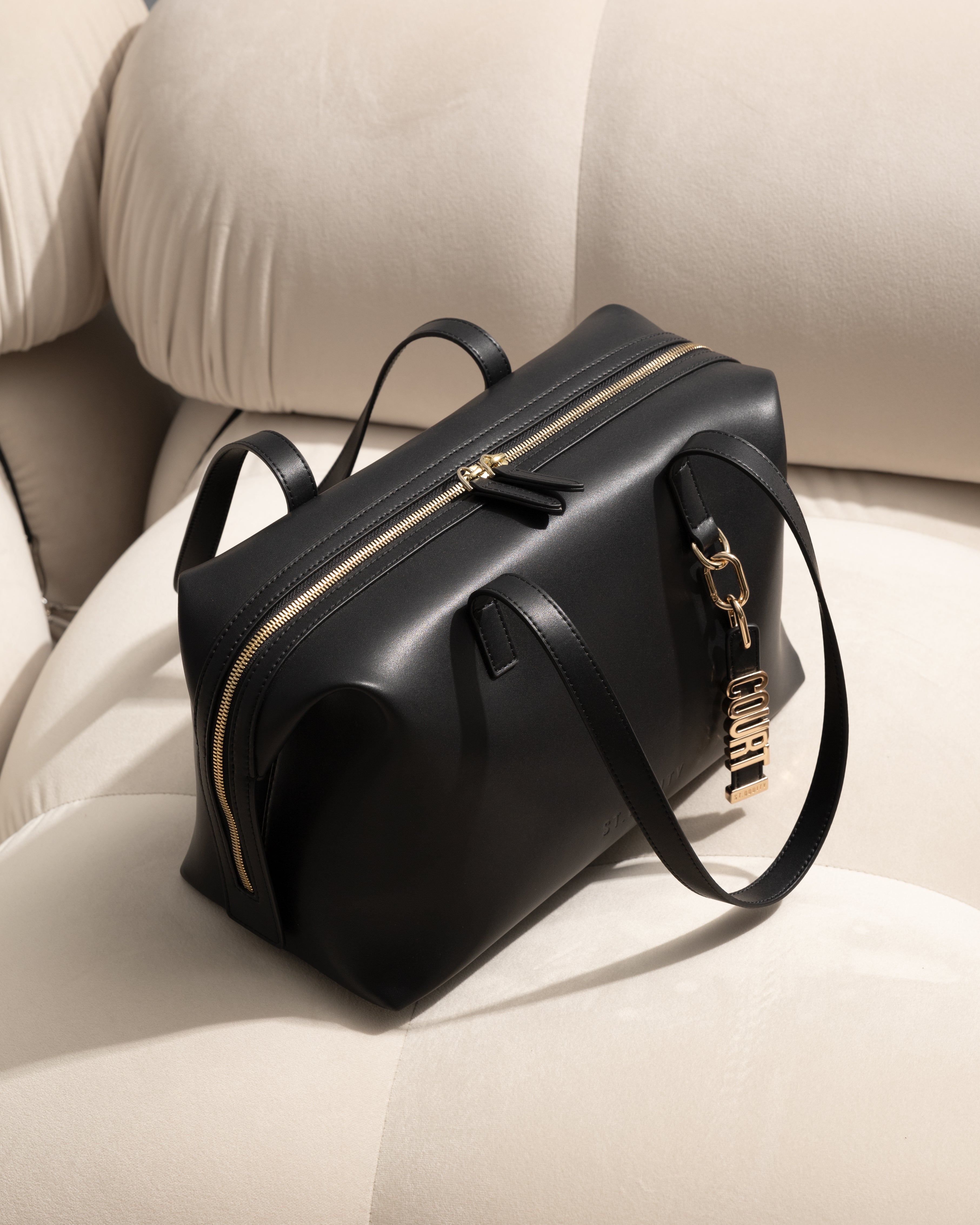 Bowling Bag in Black with Personalised Hardware