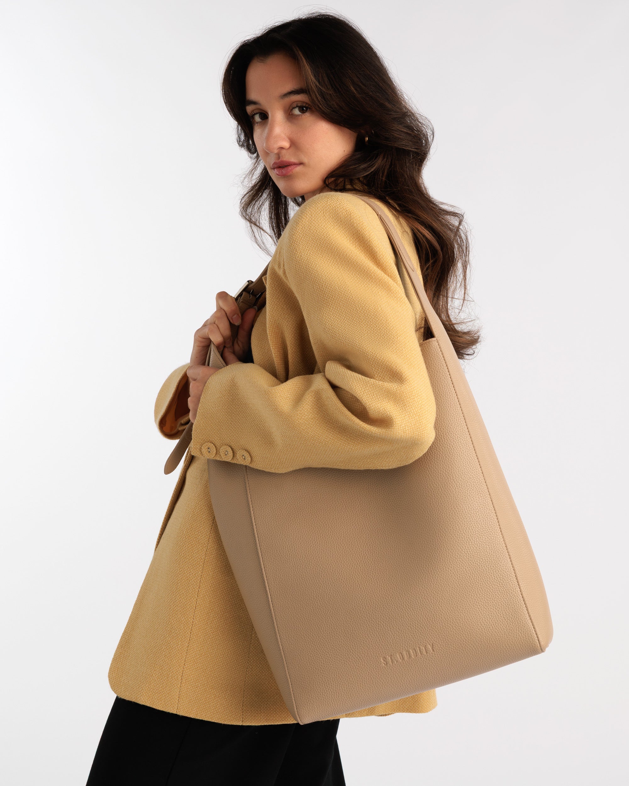 Tall Hobo Bag in Clay