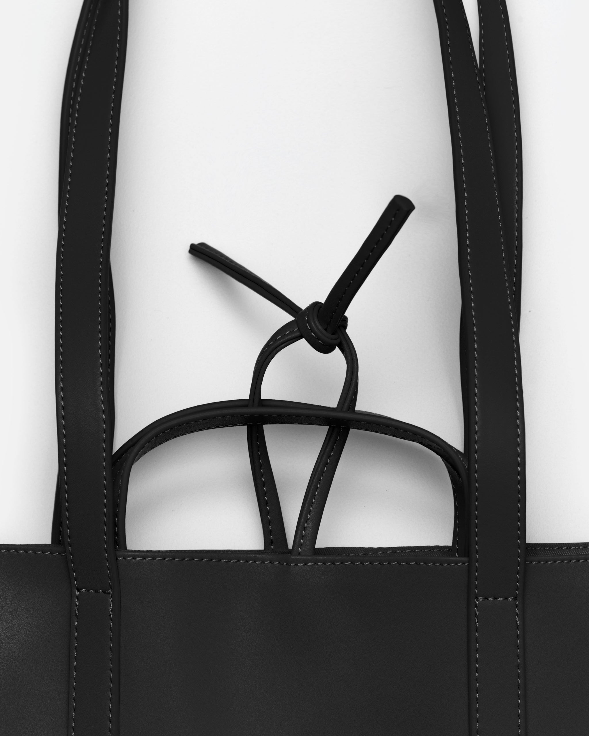 Soft Tote in Black