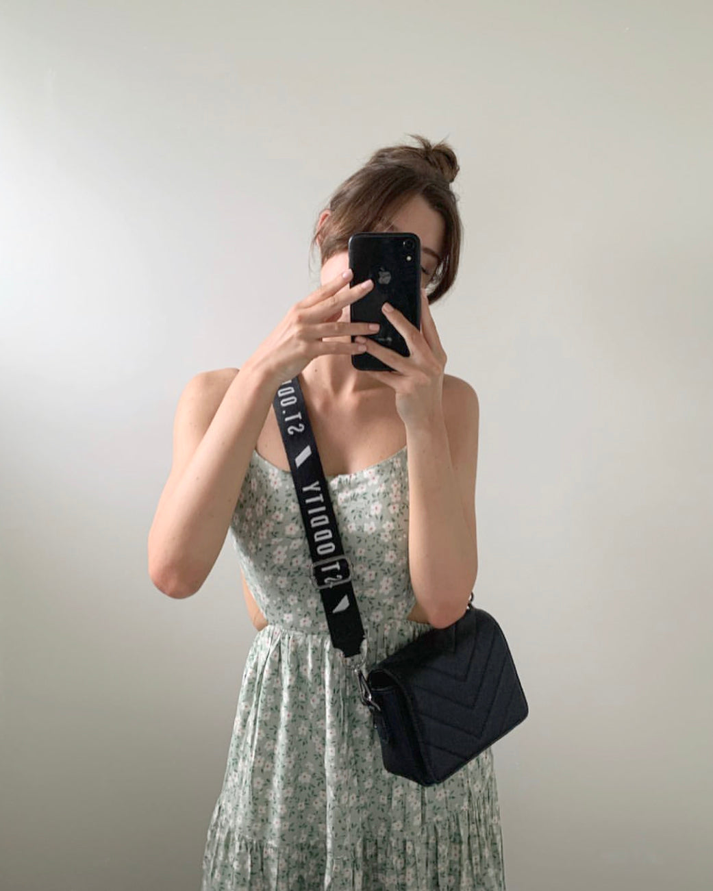 Quilted Chevron Crossbody Bag in Black