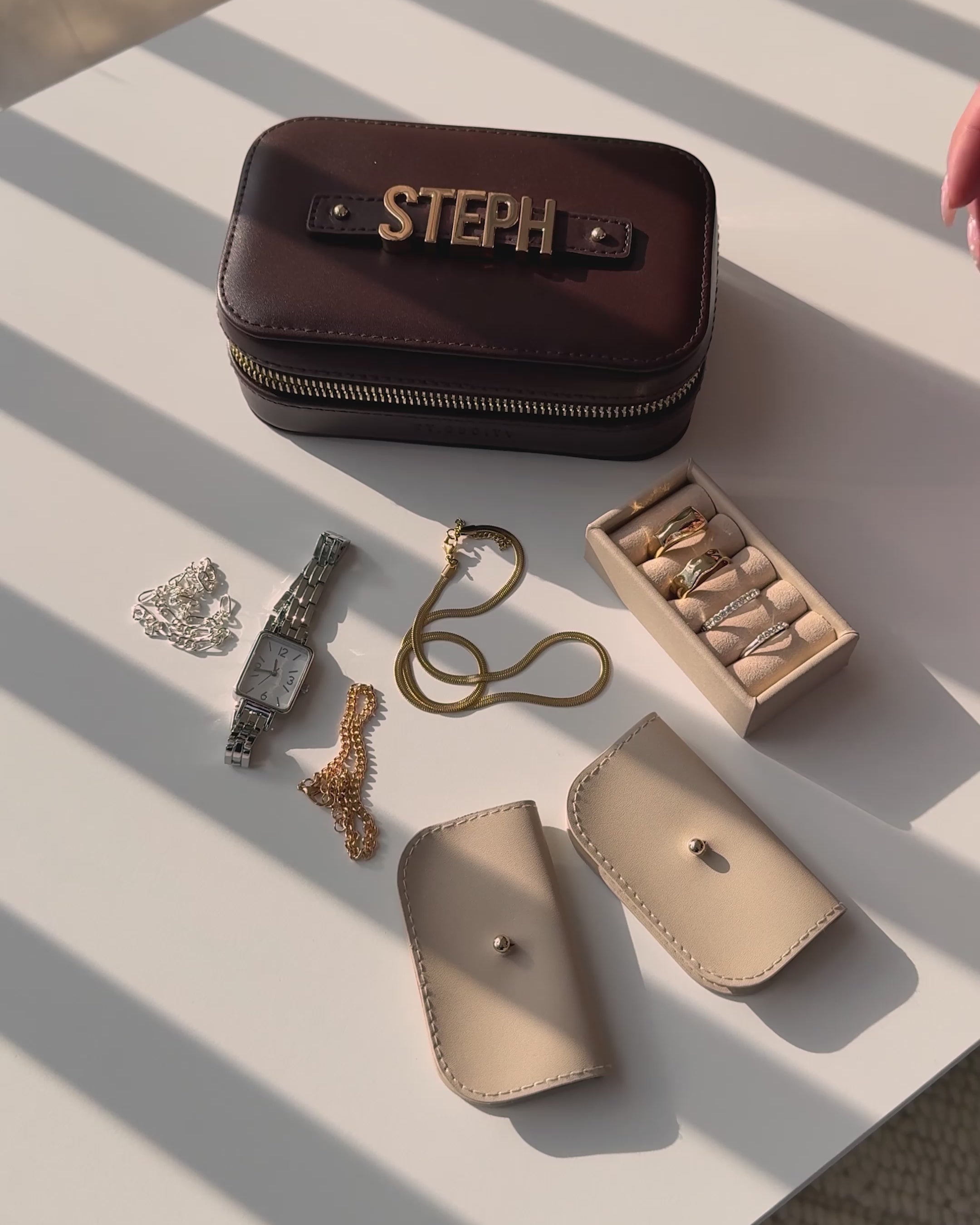 Jewellery Case in Brown with Personalised Hardware – St. Oddity