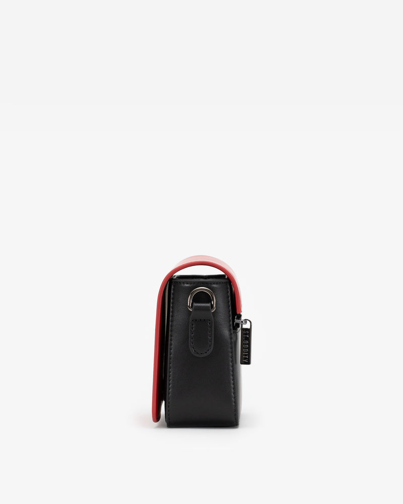 Crossbody Bag with Street Strap in Red/Black